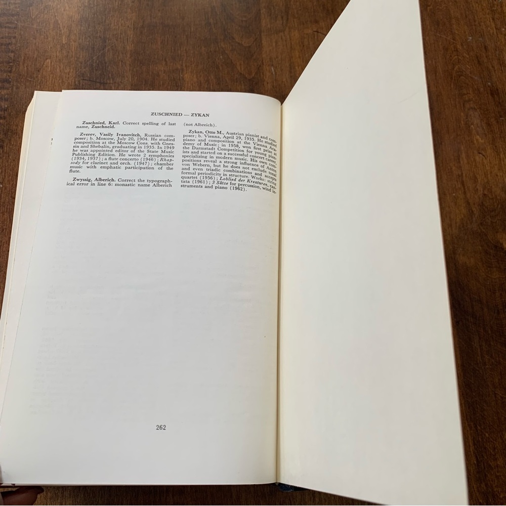 Vintage Baker’s Biographical Dictionary of Musicians 5th Edition - Picture 9 of 12